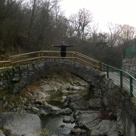 B&B Il Santo Pellegrino Adrara San Rocco Exteriör bild