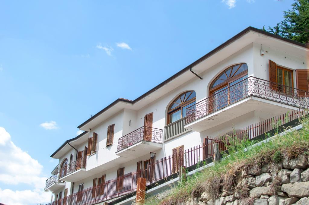 B&B Il Santo Pellegrino Adrara San Rocco Exteriör bild